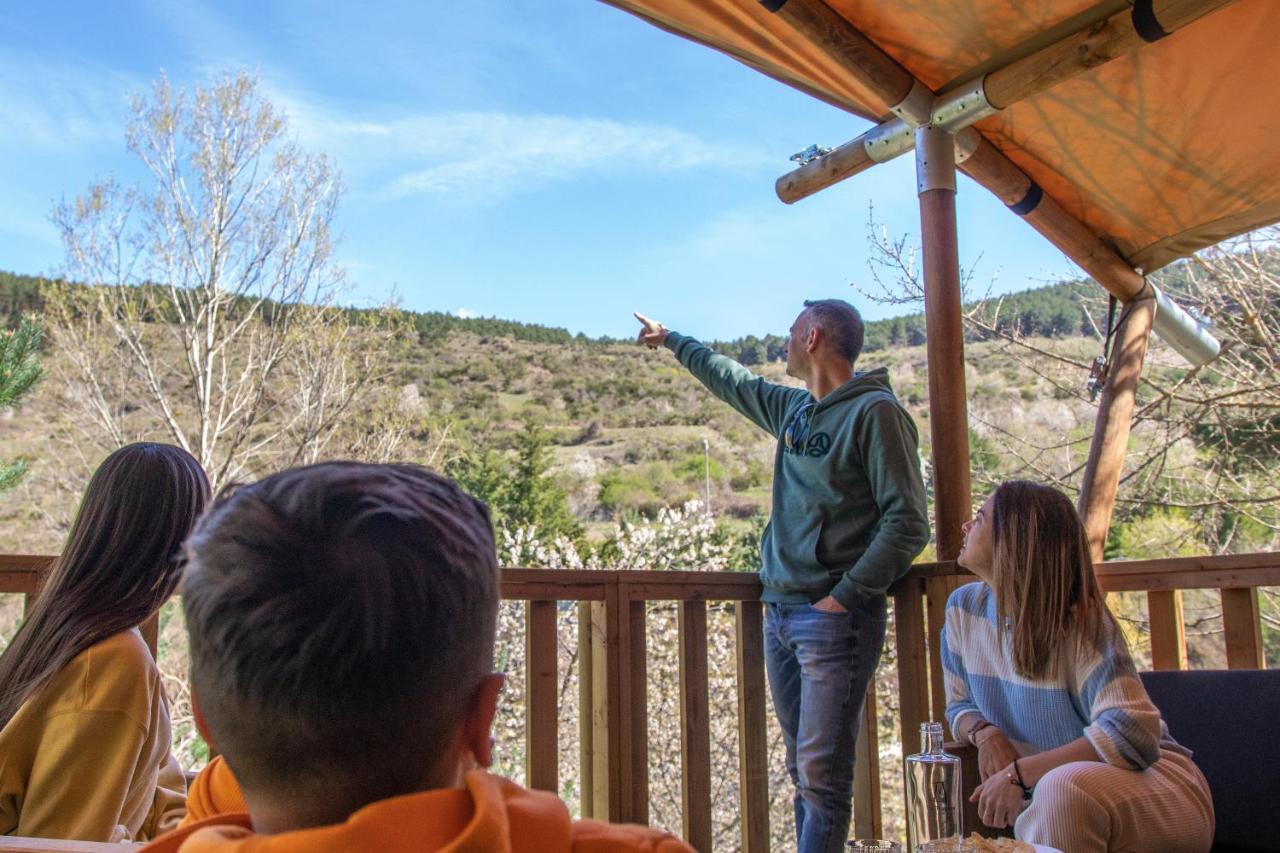 Camping Resort La Trapera Pradoluengo Dış mekan fotoğraf